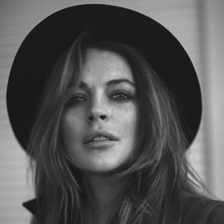 1969-12-31_19_00_00_lindsaylohan_profilepic.jpg