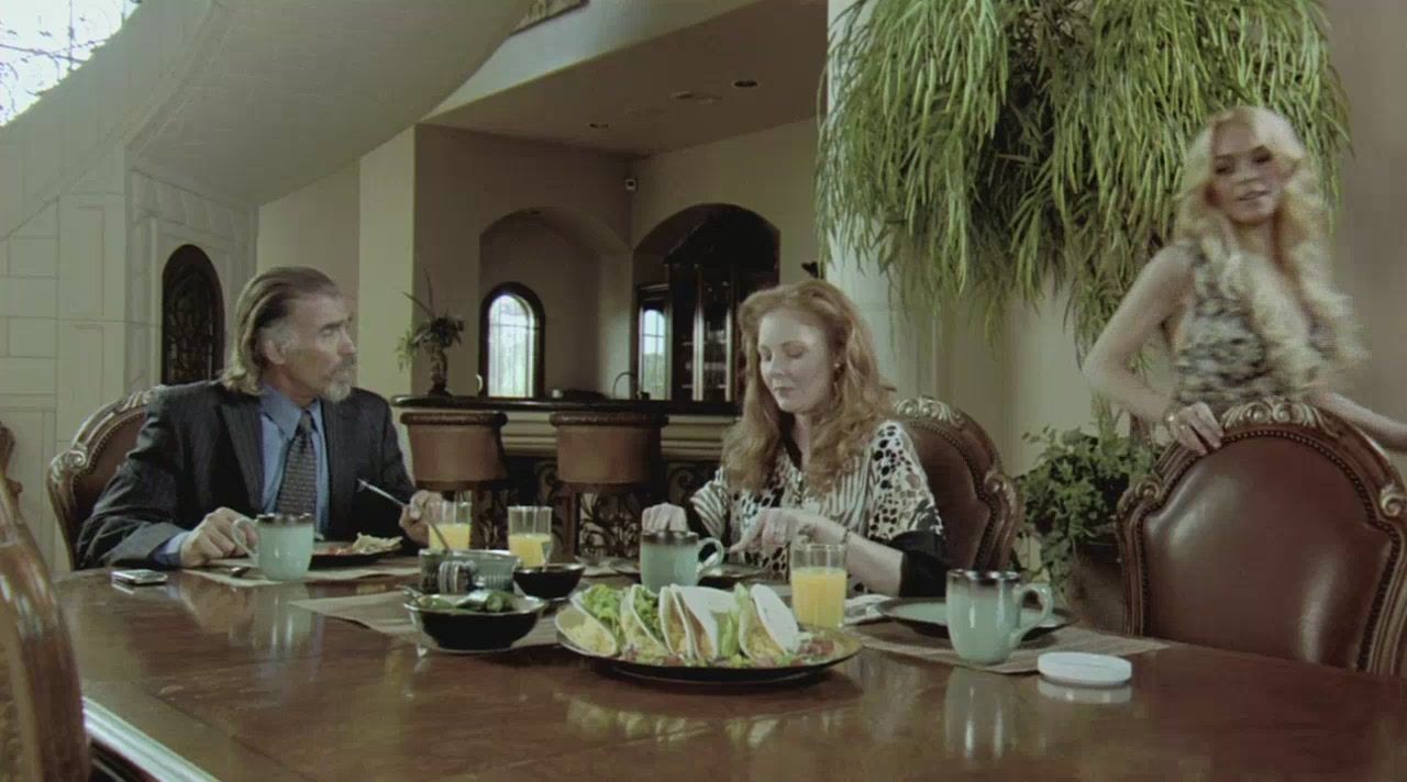 2010-Machete-136.jpg