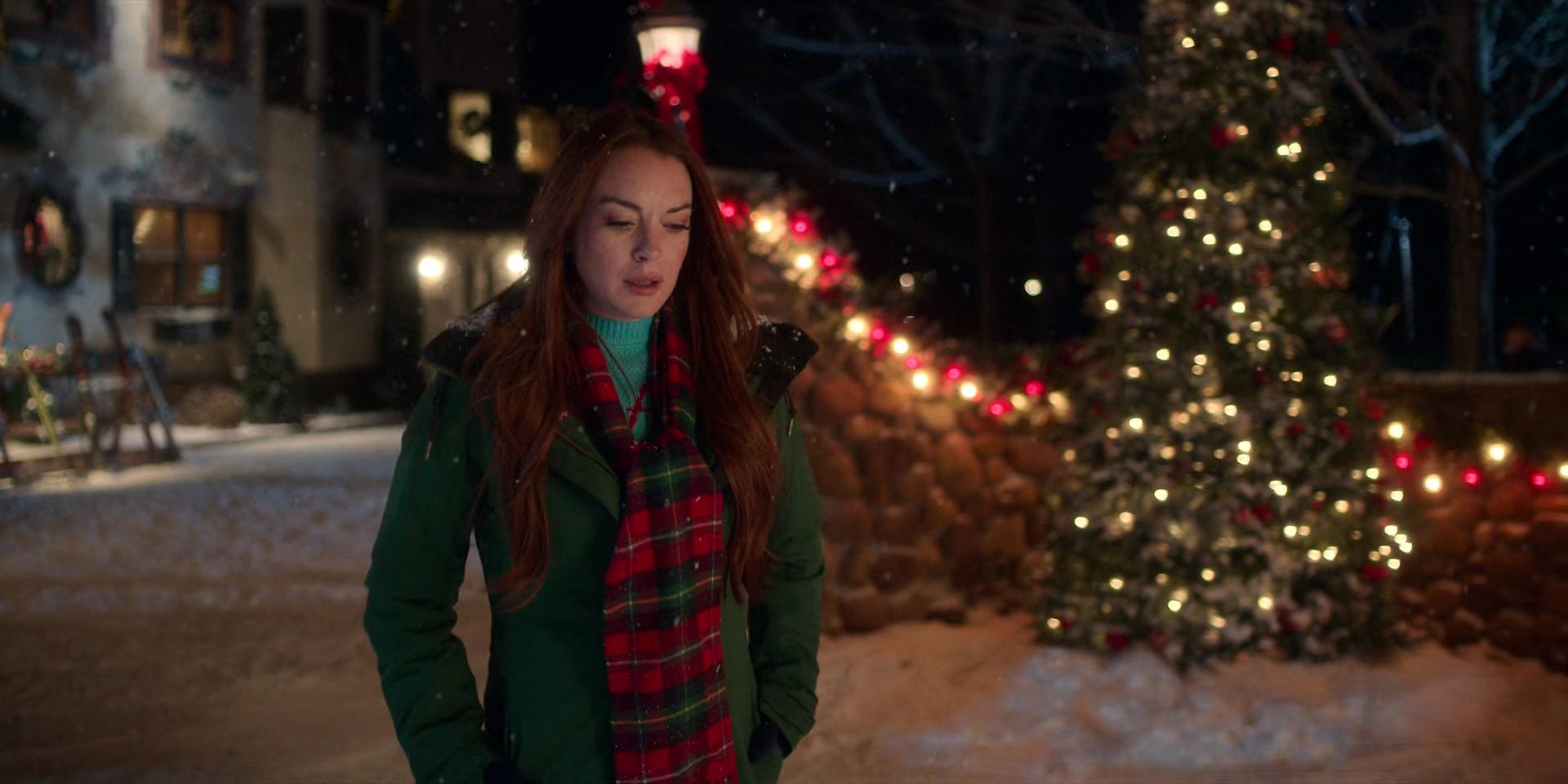 2022-FallingforChristmas-1018.jpg