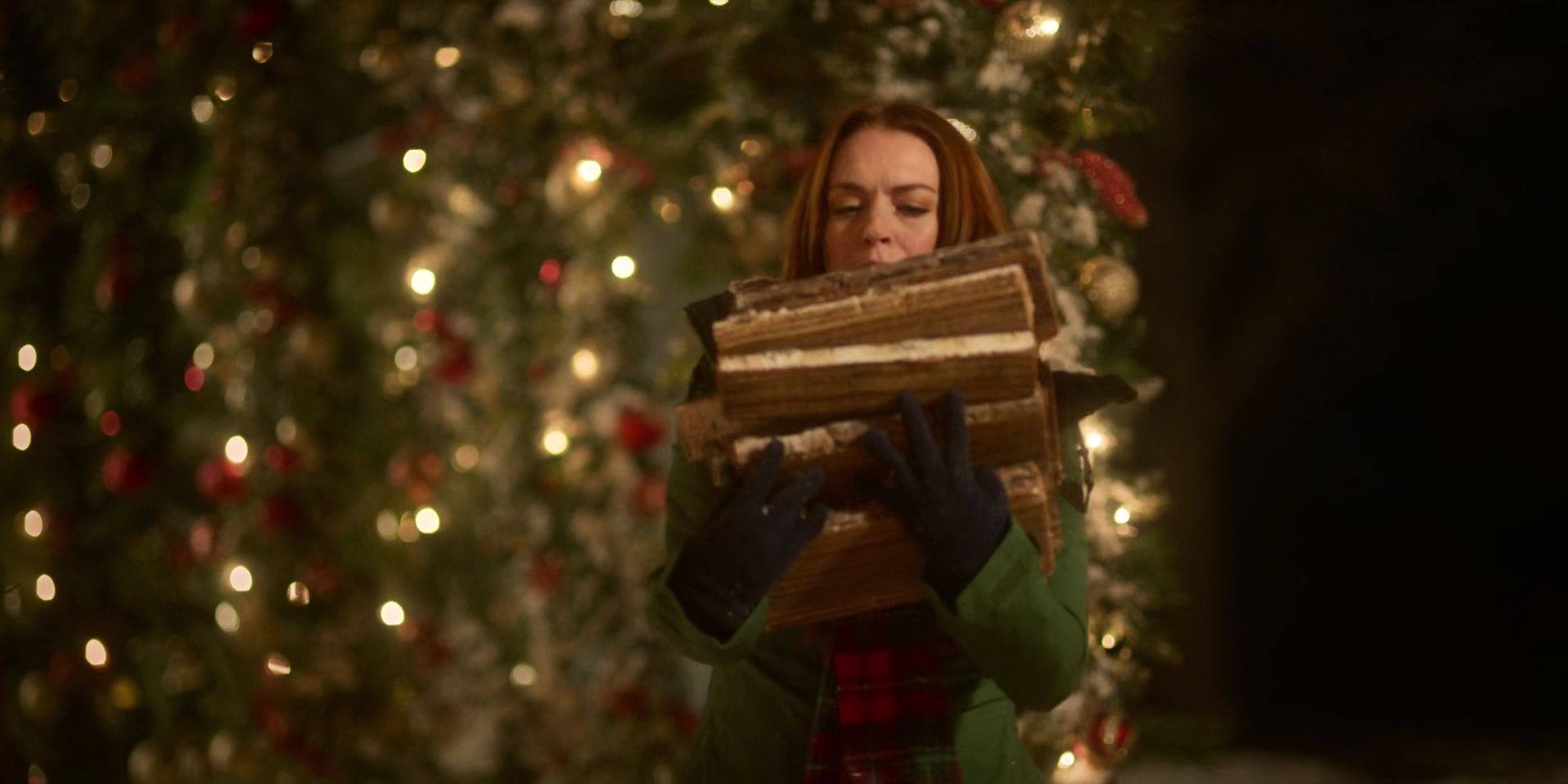 2022-FallingforChristmas-1069.jpg