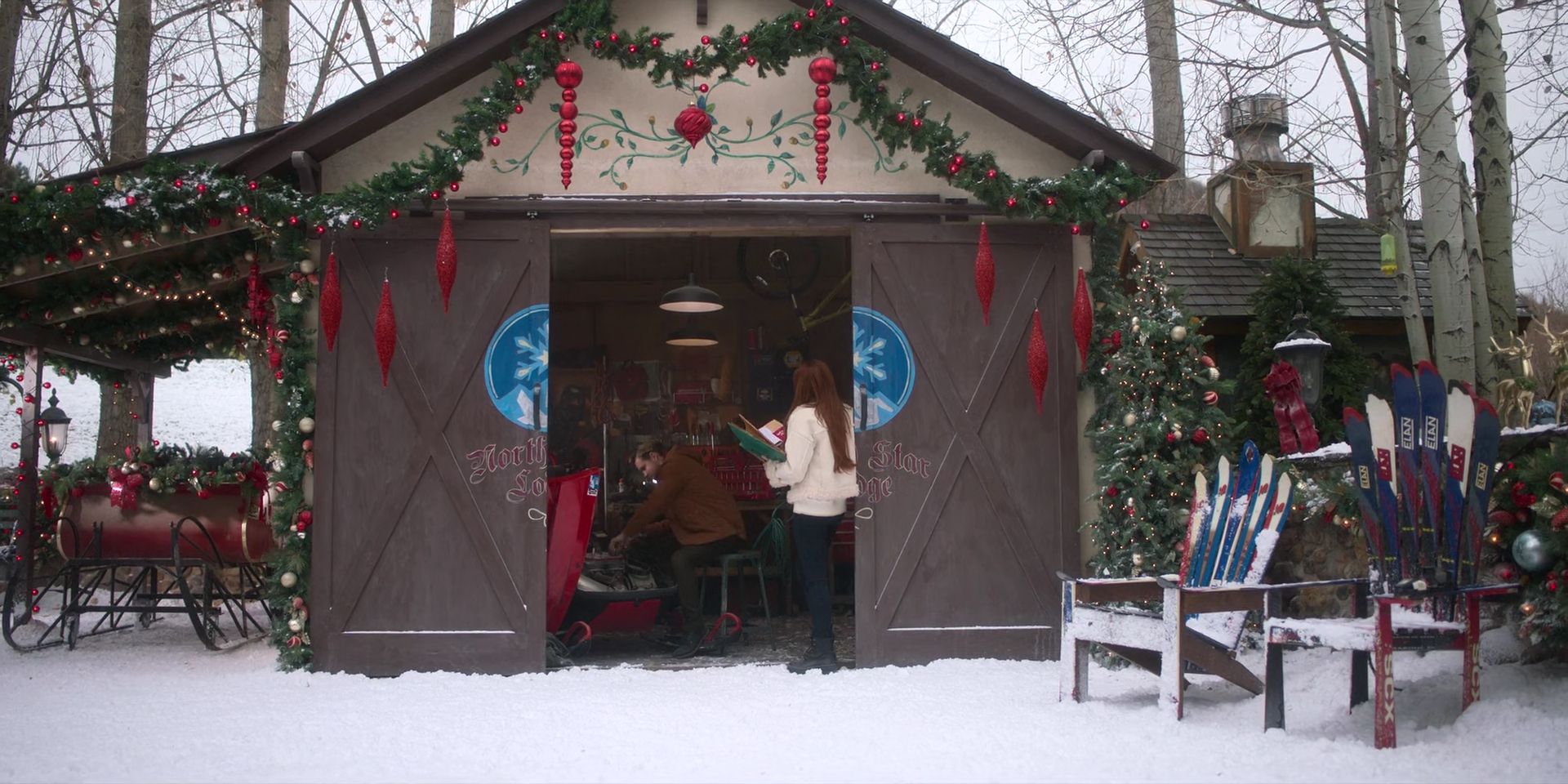 2022-FallingforChristmas-1772.jpg