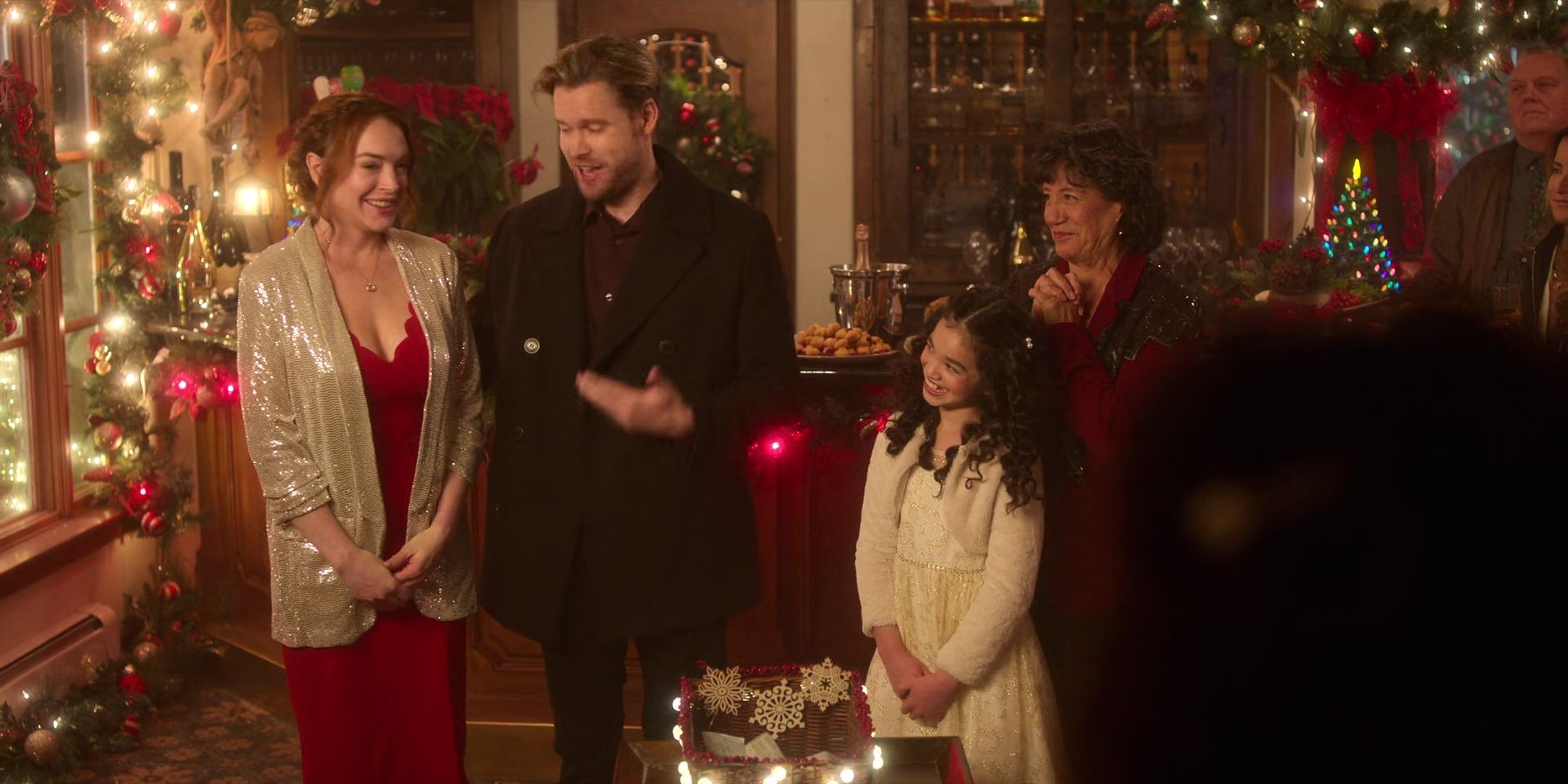 2022-FallingforChristmas-2141.jpg