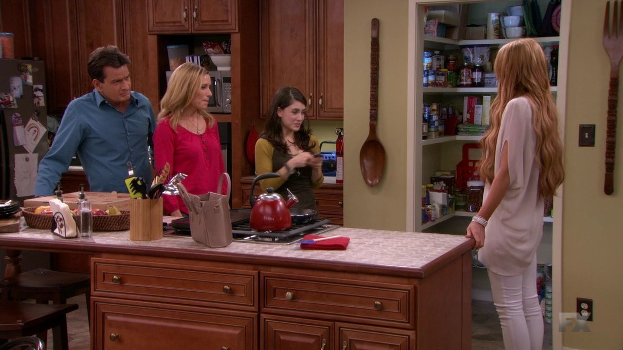 AngerManagement-S02E12-250.jpg