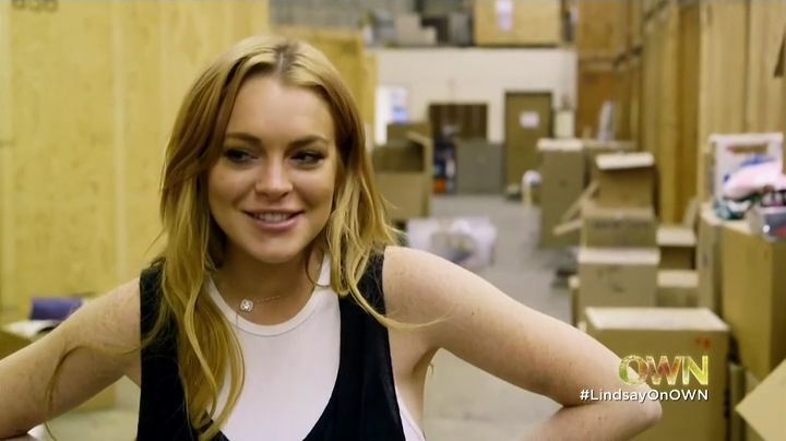 Lindsay-S01E01-0281.jpg
