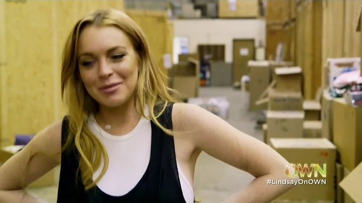Lindsay-S01E01-0282.jpg