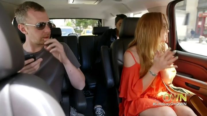 Lindsay-S01E01-0346.jpg