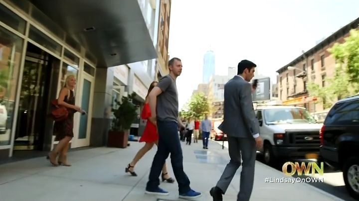Lindsay-S01E01-0358.jpg