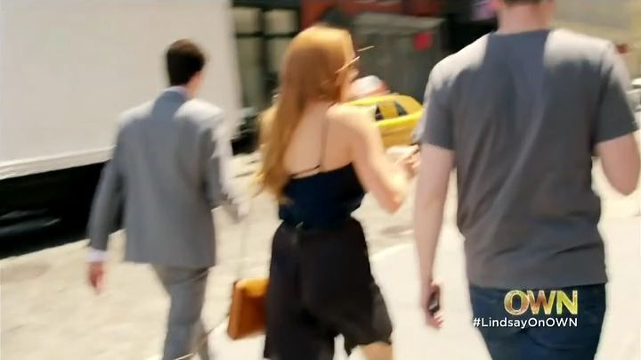 Lindsay-S01E01-0423.jpg