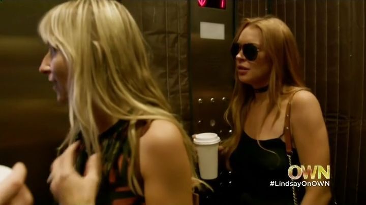 Lindsay-S01E01-0441.jpg