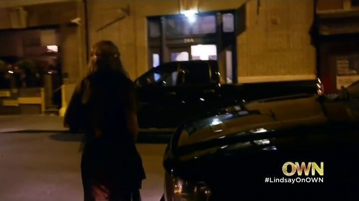 Lindsay-S01E01-1229.jpg