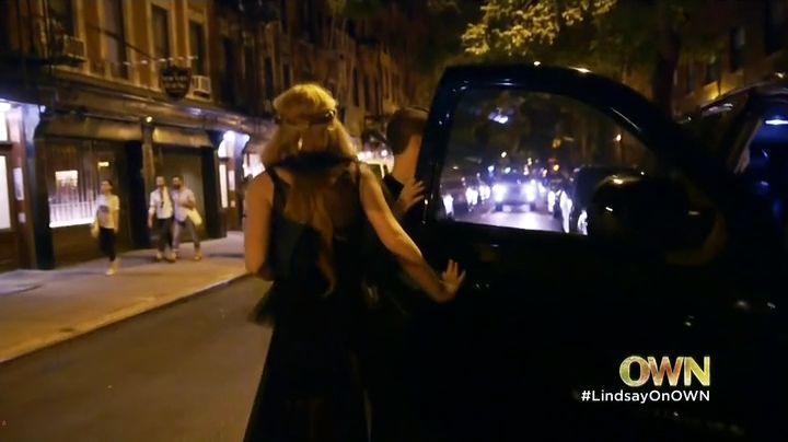Lindsay-S01E01-1232.jpg