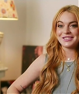 Lindsay-S01E01-0189.jpg