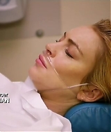 Lindsay-S01E01-1267.jpg
