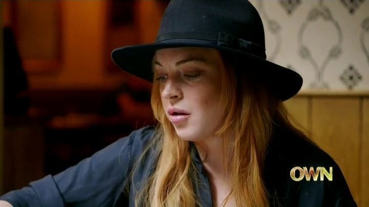 Lindsay-S01E02-0236.jpg