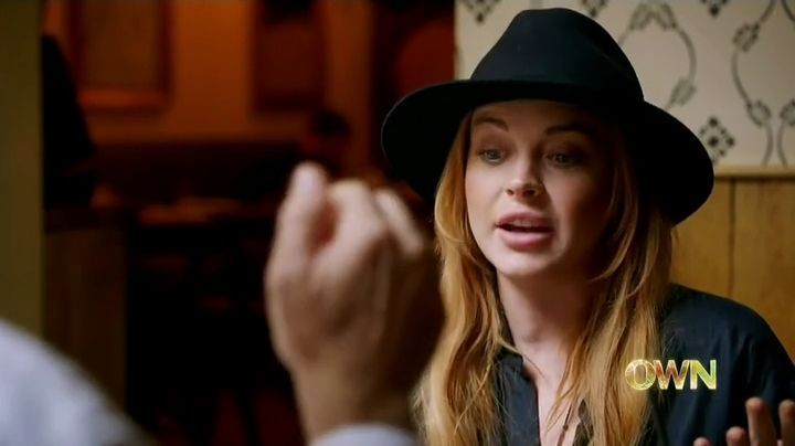 Lindsay-S01E02-0339.jpg