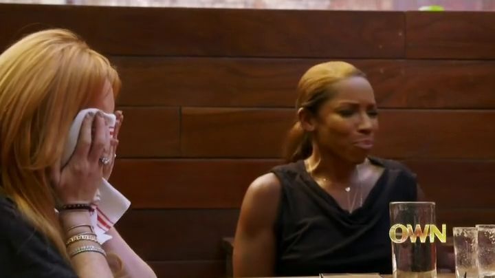 Lindsay-S01E02-0789.jpg