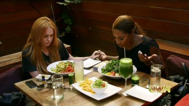 Lindsay-S01E02-0812.jpg