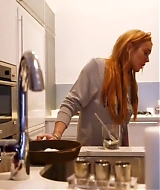 Lindsay-S01E03-1041.jpg