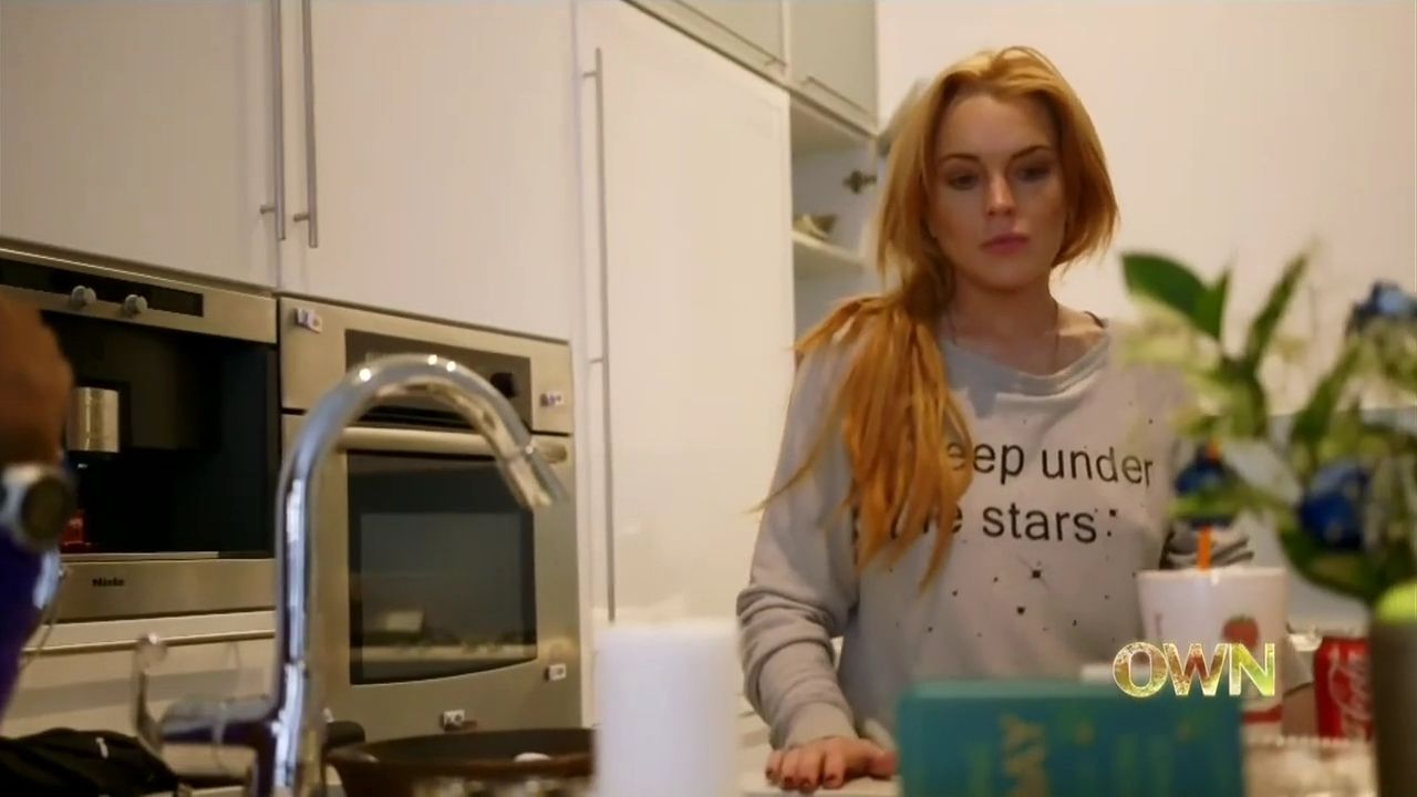 Lindsay-S01E05-068.jpg