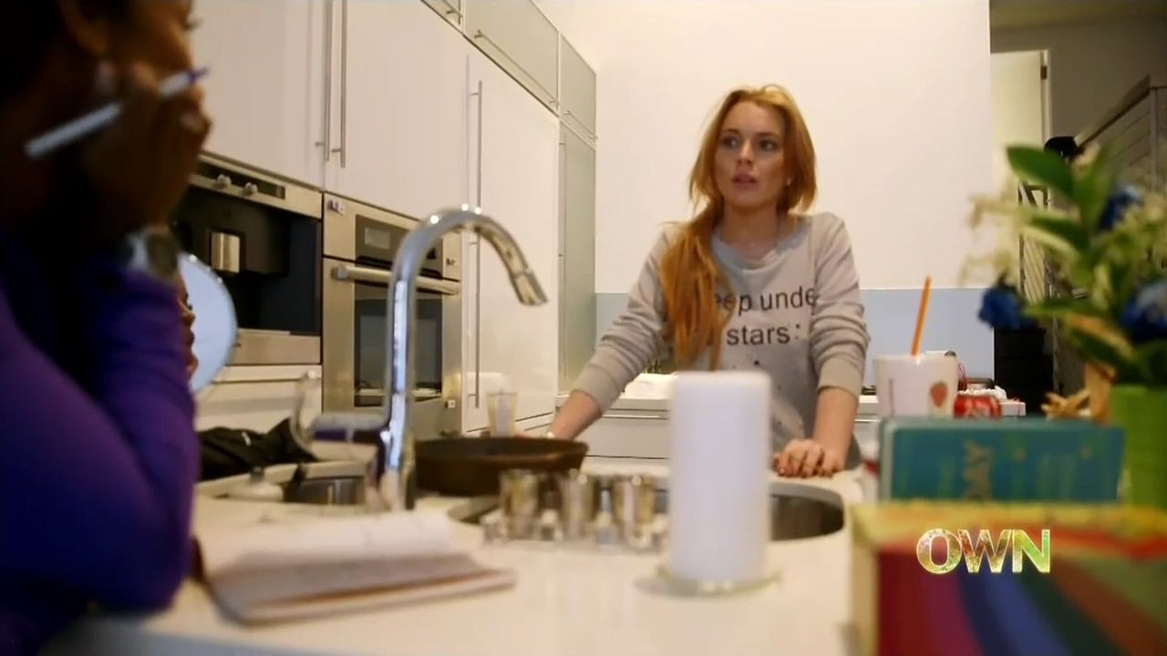 Lindsay-S01E05-088.jpg
