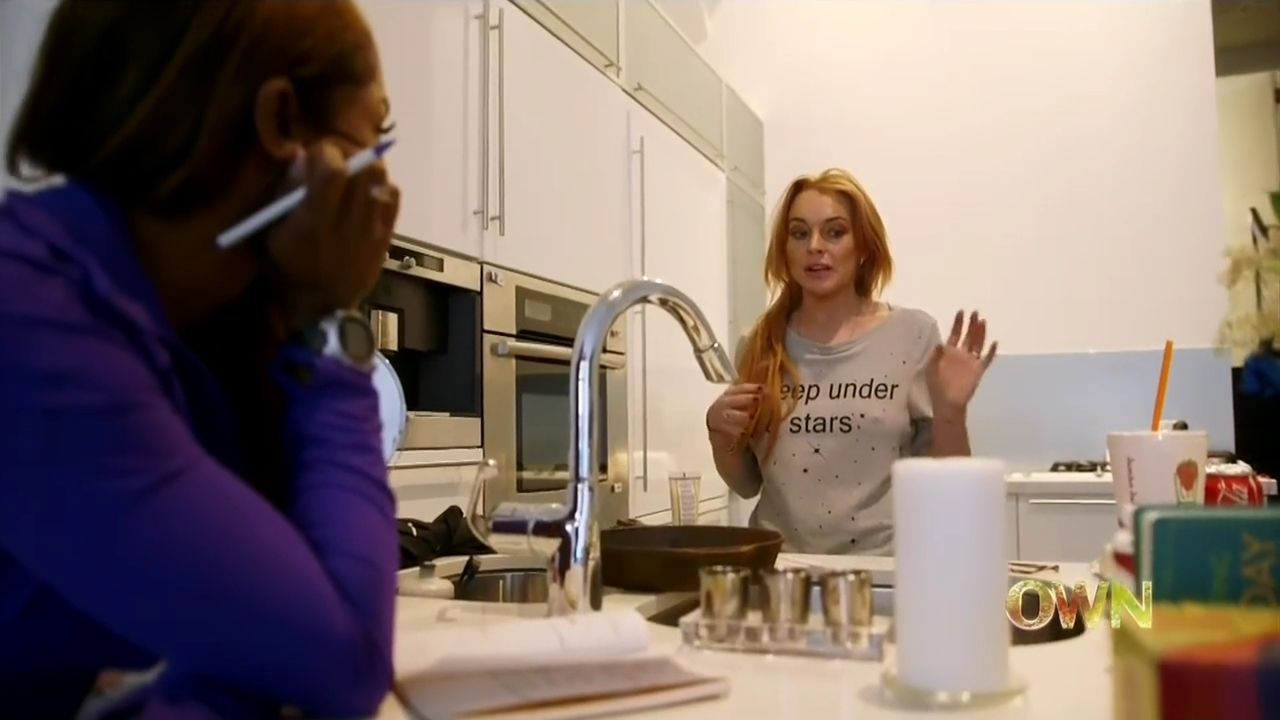 Lindsay-S01E05-100.jpg