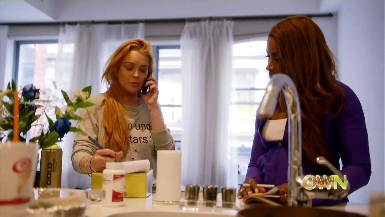 Lindsay-S01E05-135.jpg