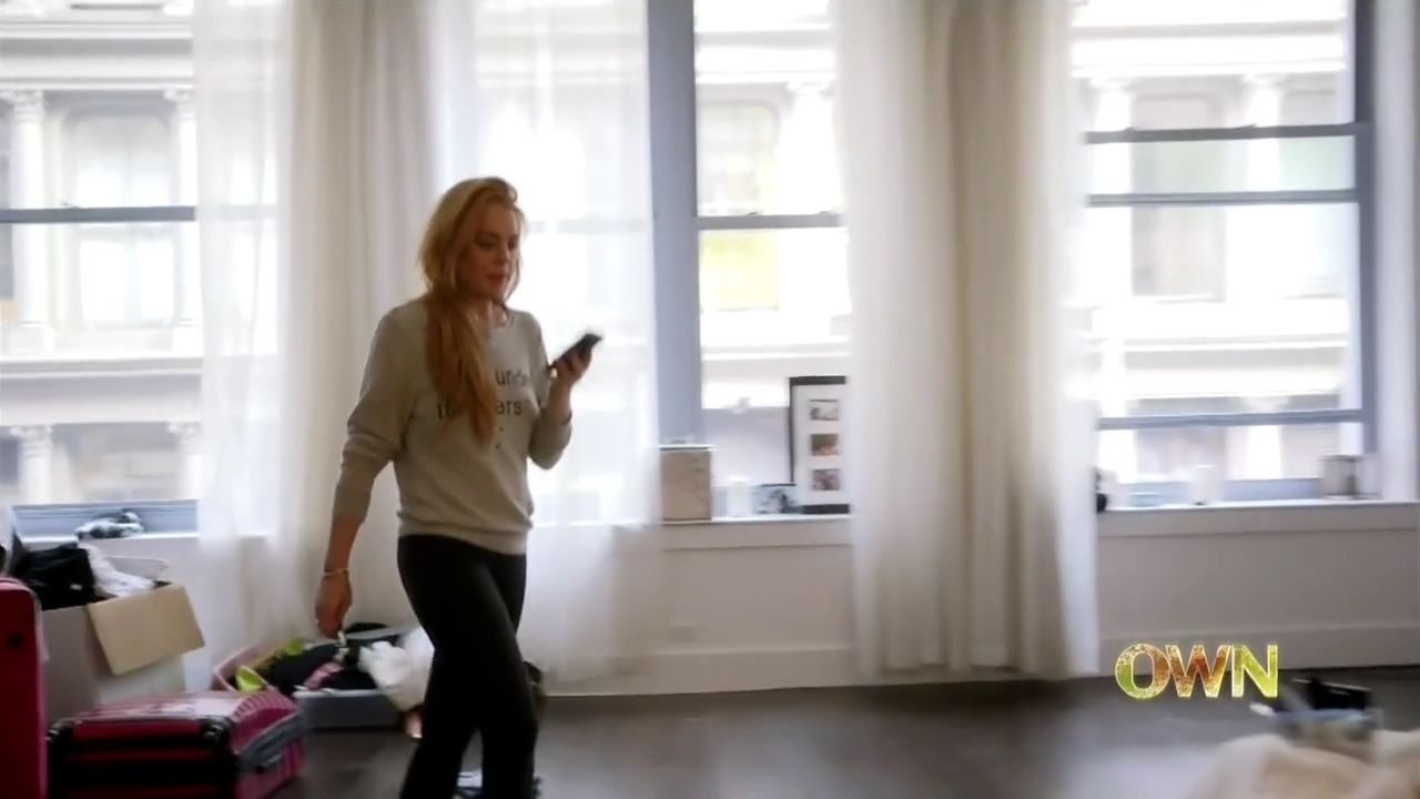 Lindsay-S01E05-149.jpg