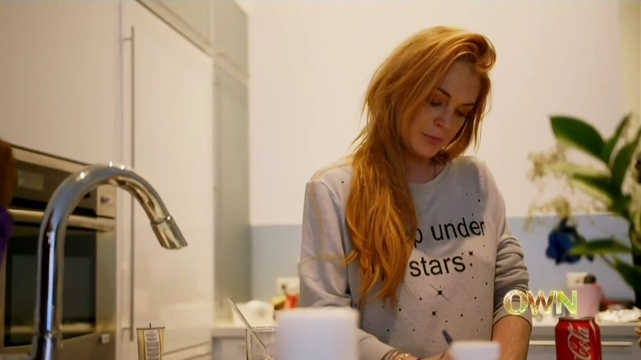 Lindsay-S01E05-172.jpg