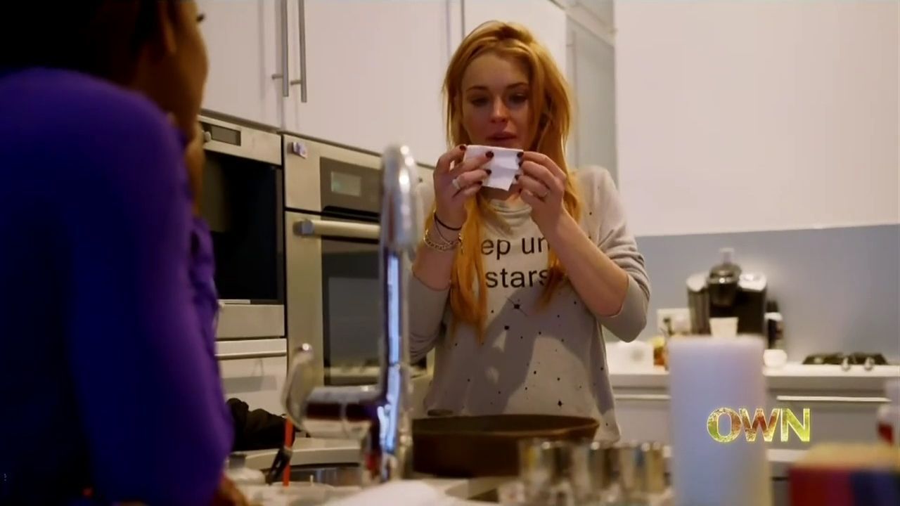 Lindsay-S01E05-223.jpg