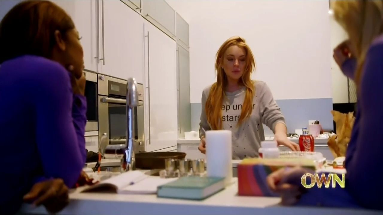 Lindsay-S01E05-226.jpg