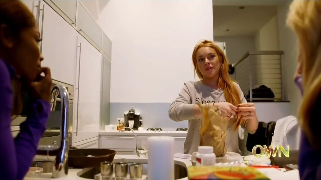 Lindsay-S01E05-279.jpg