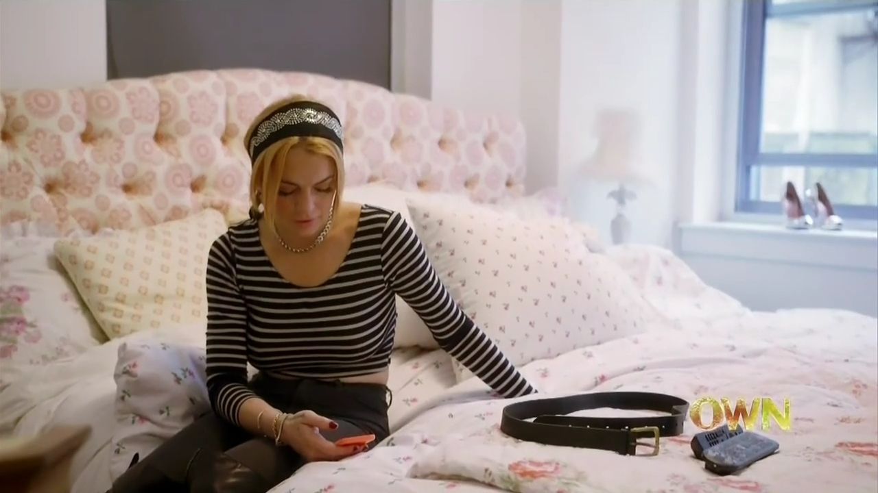 Lindsay-S01E05-559.jpg