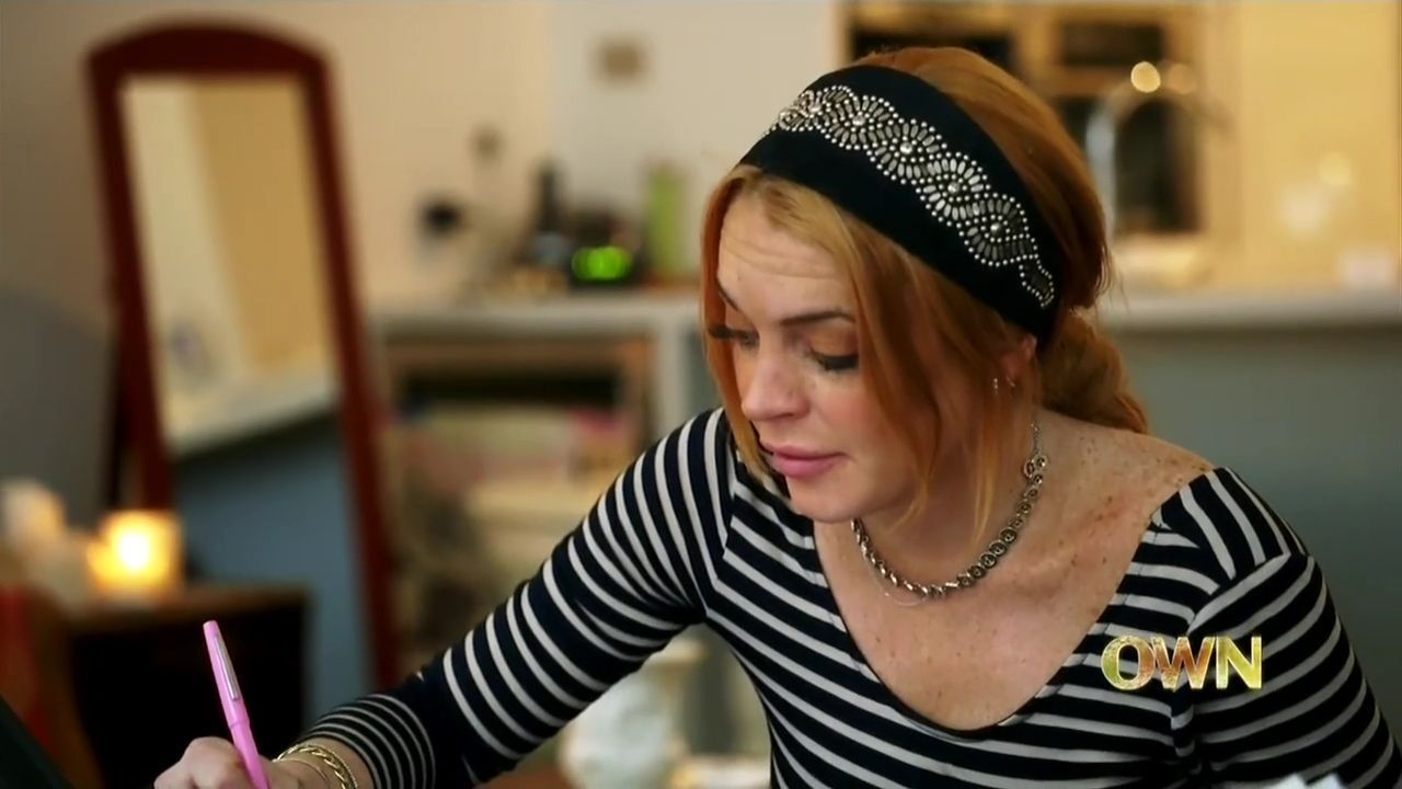 Lindsay-S01E05-668.jpg