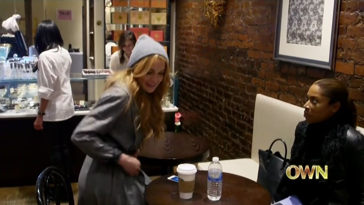 Lindsay-S01E05-808.jpg
