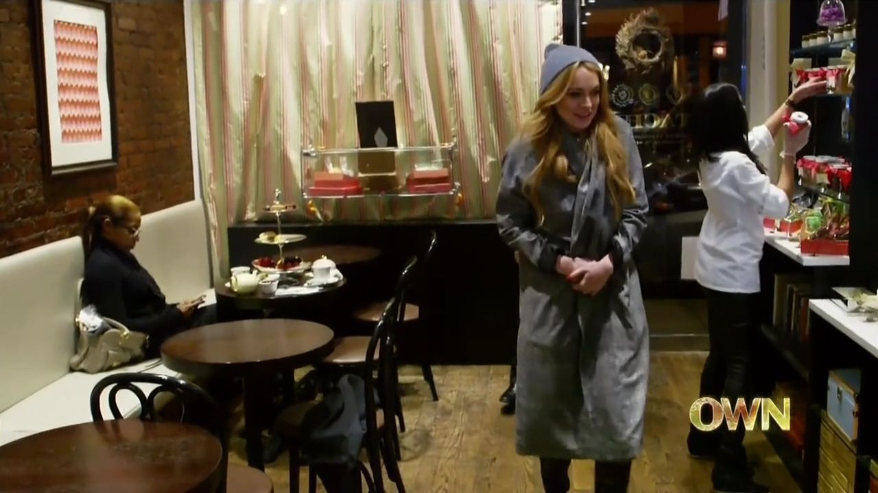 Lindsay-S01E05-862.jpg
