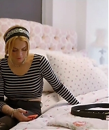 Lindsay-S01E05-559.jpg
