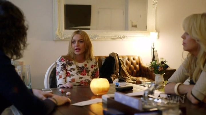 Lindsay-S01E06-173.jpg
