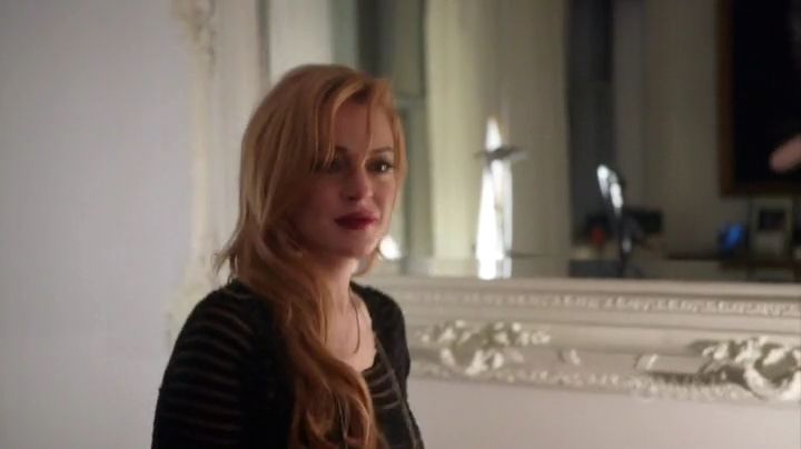 Lindsay-S01E06-827.jpg