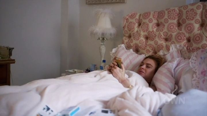 Lindsay-S01E07-0260.jpg