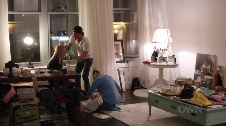 Lindsay-S01E07-0308.jpg