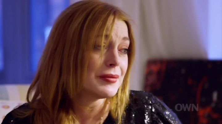 Lindsay-S01E08-0986.jpg