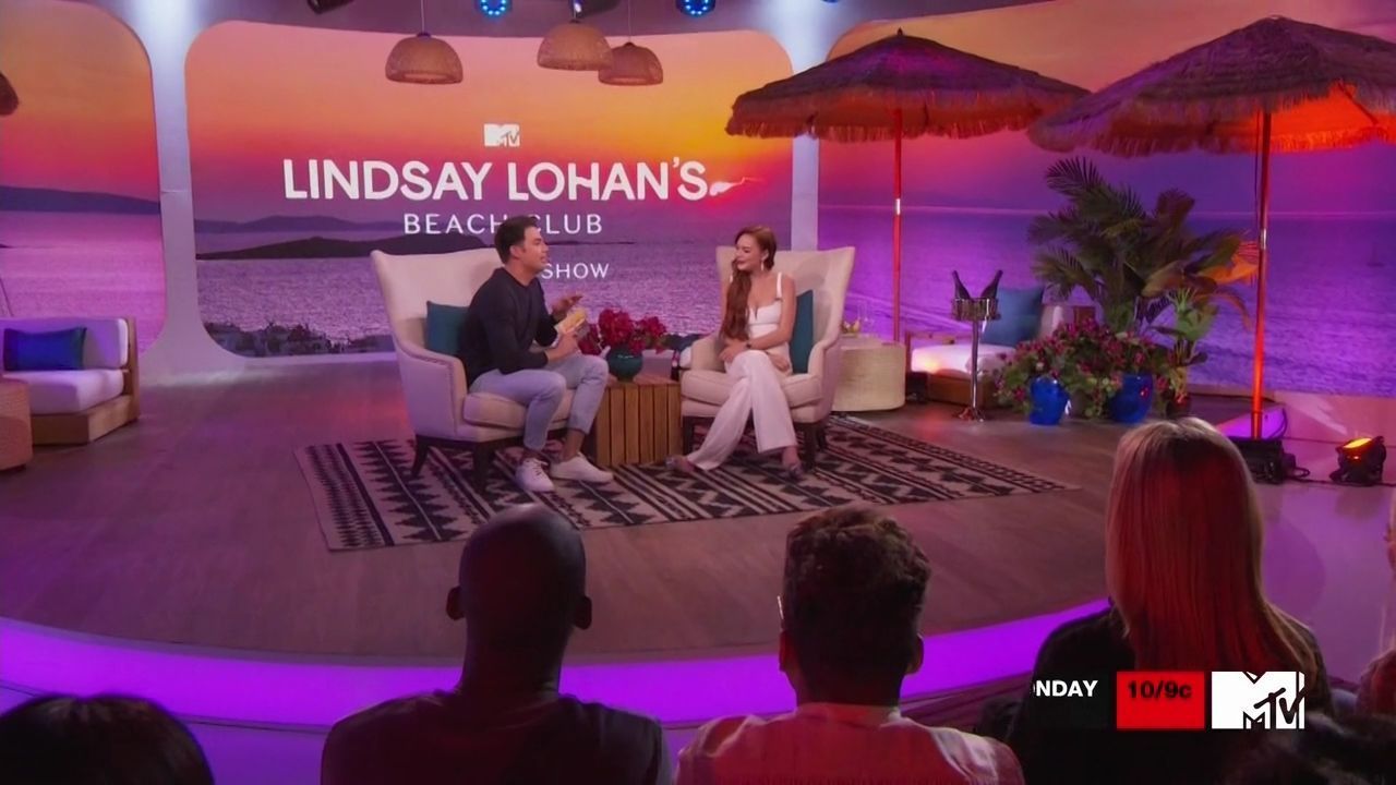 LohanBeachClubAftershow-S01E01_028.jpg