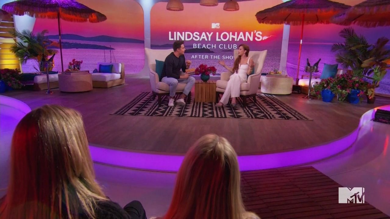 LohanBeachClubAftershow-S01E01_105.jpg