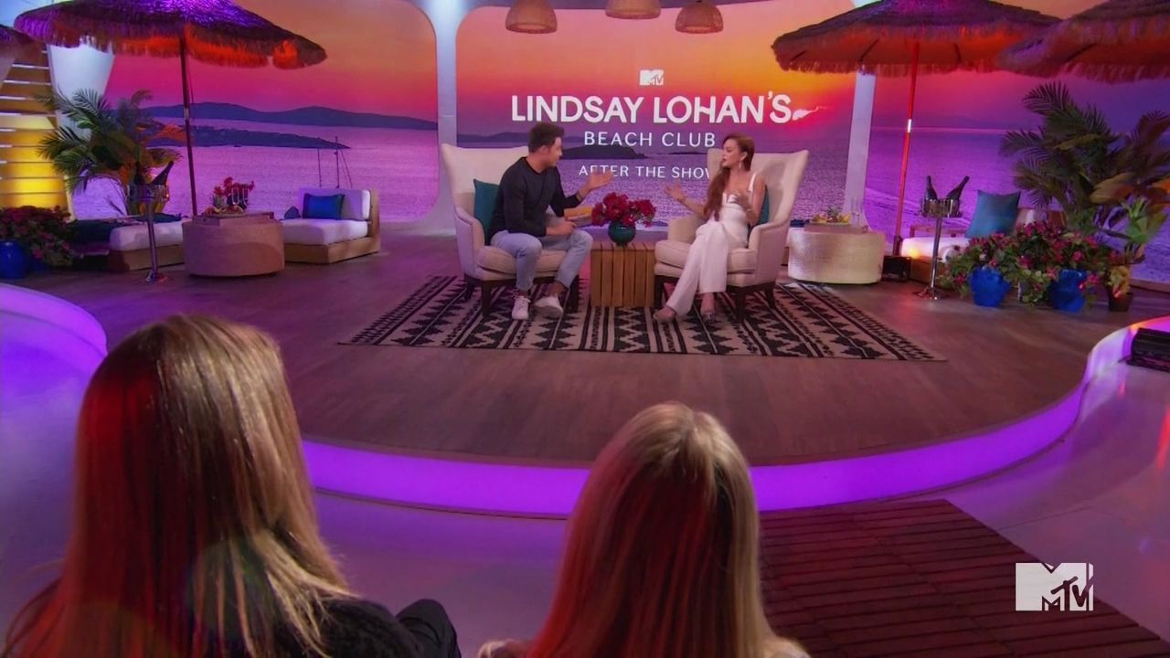 LohanBeachClubAftershow-S01E01_106.jpg