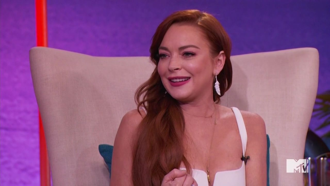 LohanBeachClubAftershow-S01E01_201.jpg