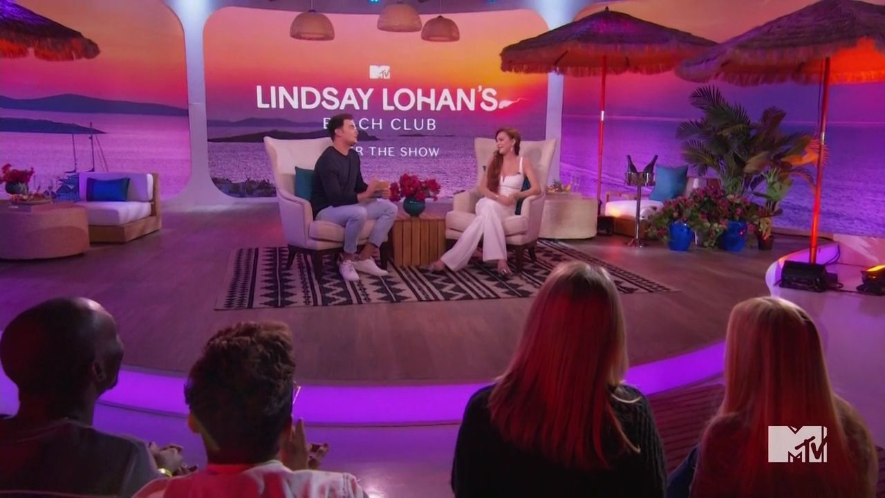 LohanBeachClubAftershow-S01E01_219.jpg