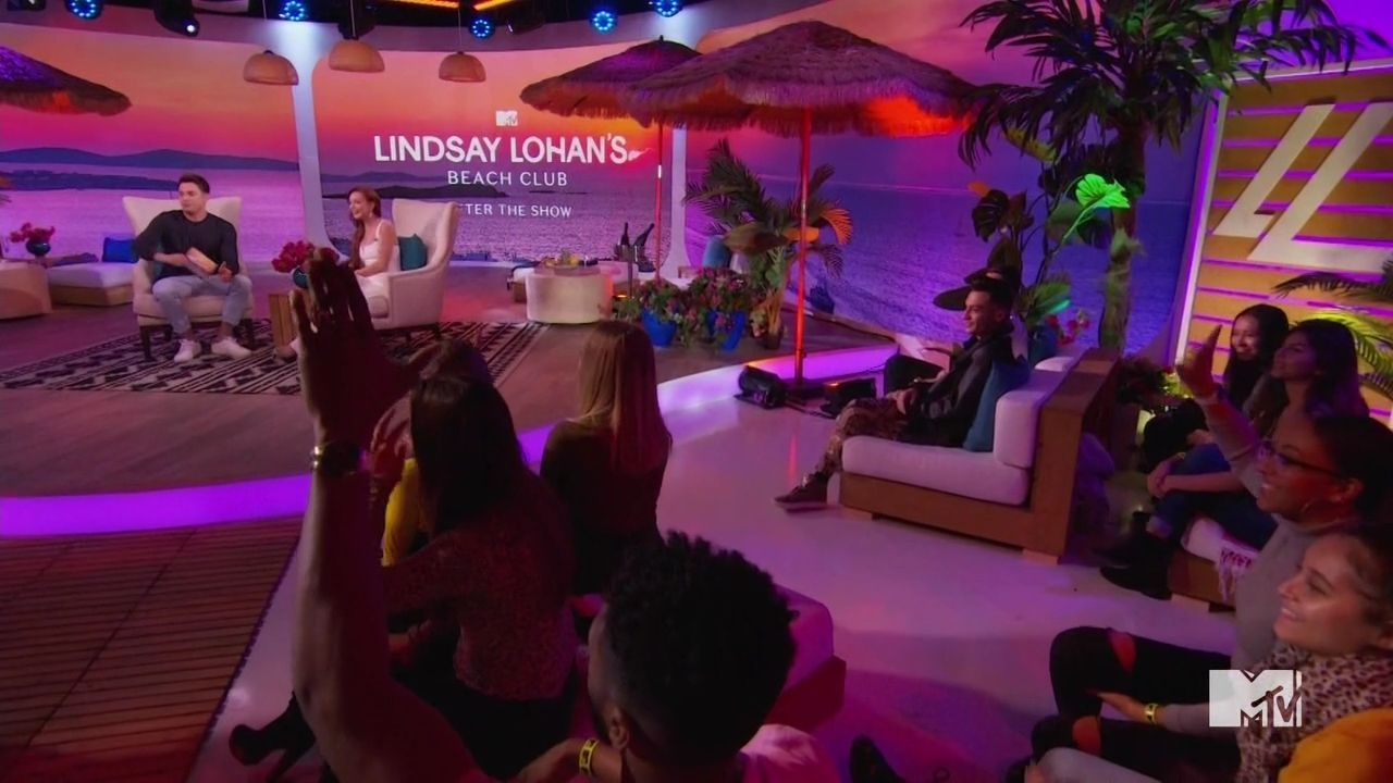 LohanBeachClubAftershow-S01E01_261.jpg