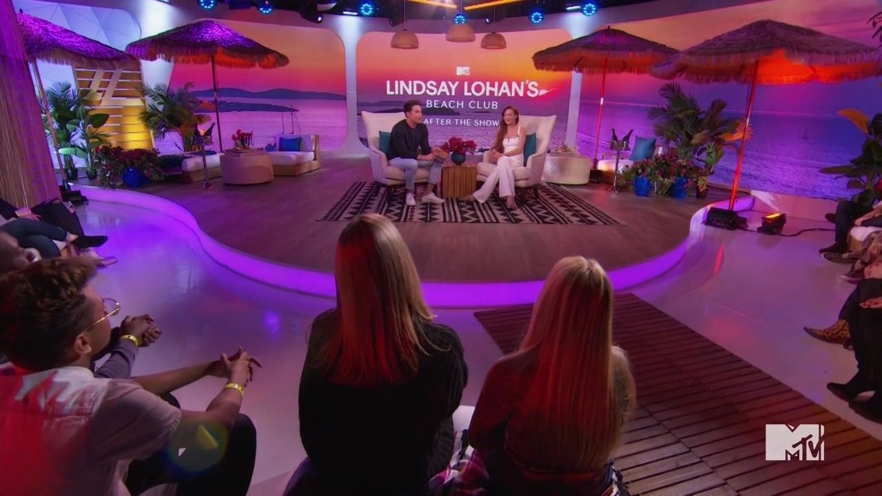 LohanBeachClubAftershow-S01E01_425.jpg