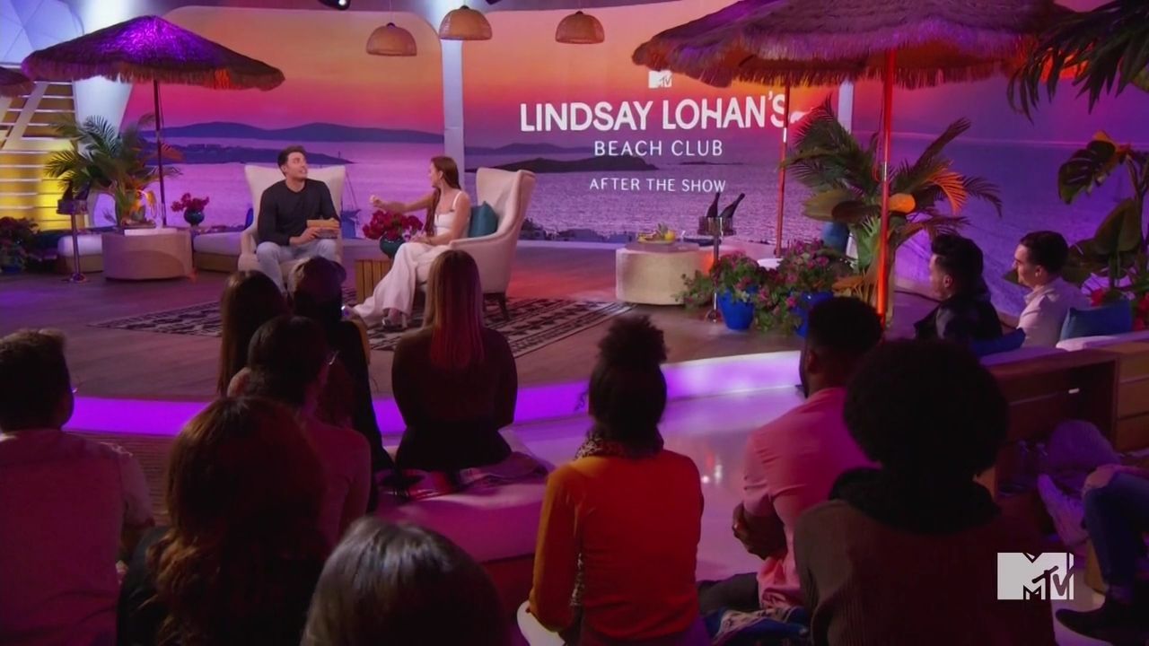 LohanBeachClubAftershow-S01E01_594.jpg