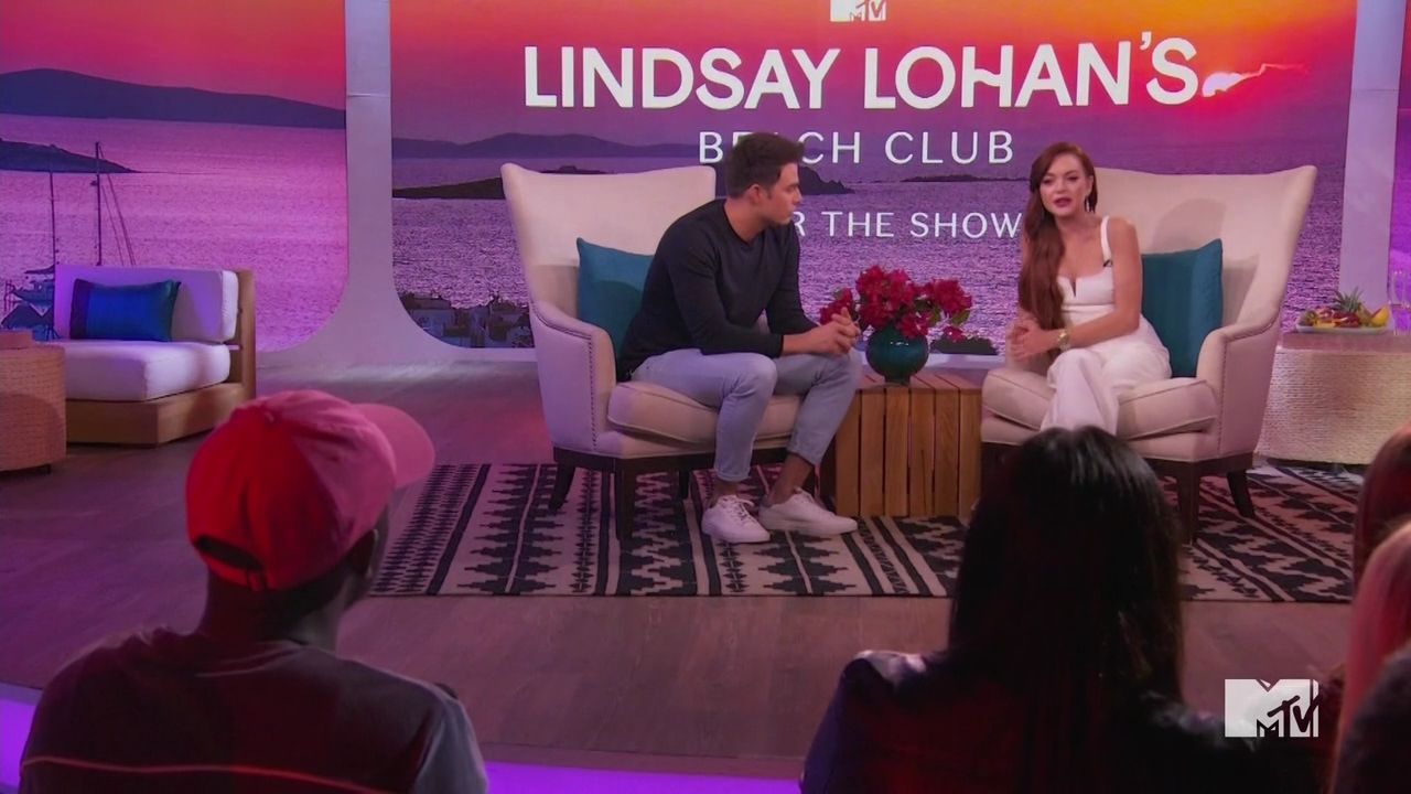 LohanBeachClubAftershow-S01E01_714.jpg